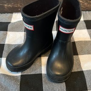 Black Hunter boots, infant size US 5